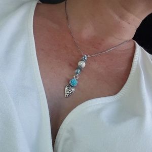 Meet your Posher, Hallie